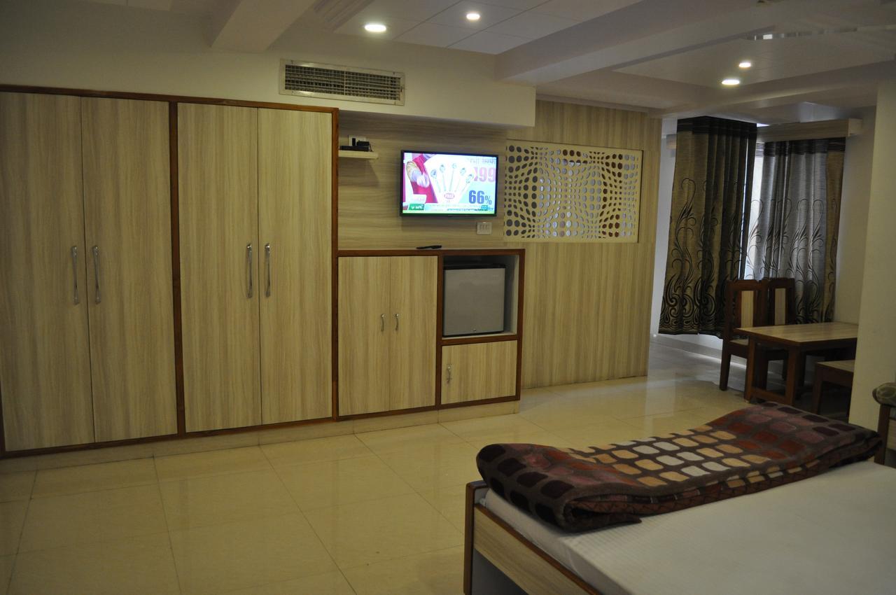 Simla Hotel Jaipur Ngoại thất bức ảnh
