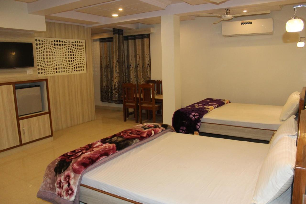 Simla Hotel Jaipur Ngoại thất bức ảnh
