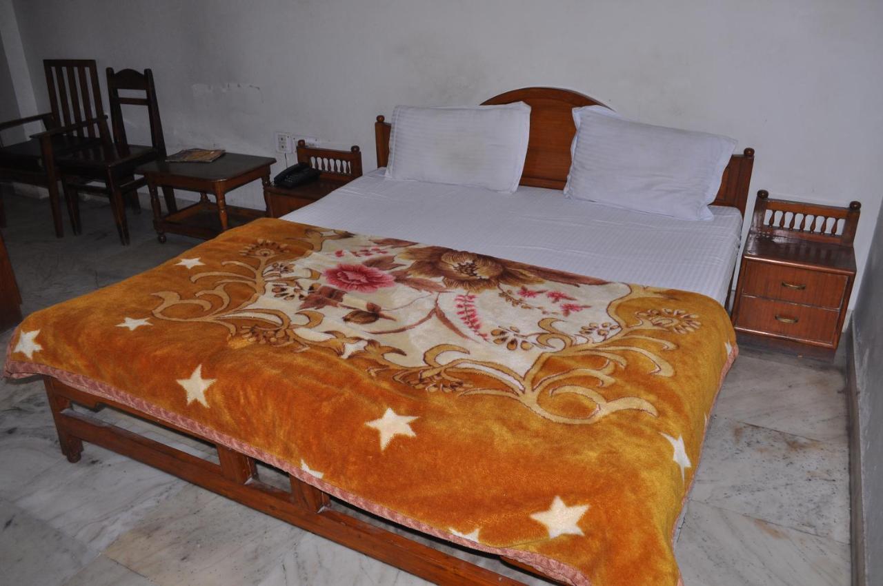 Simla Hotel Jaipur Ngoại thất bức ảnh