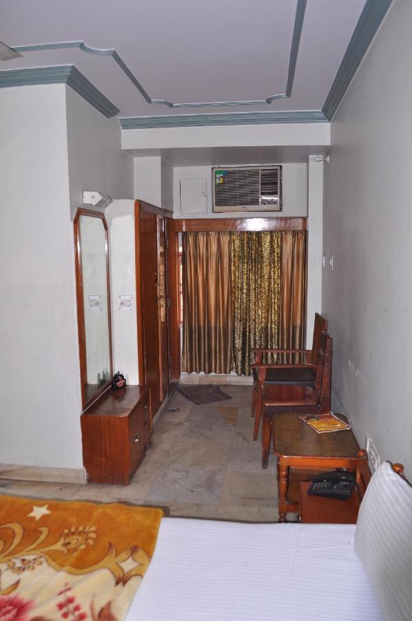 Simla Hotel Jaipur Ngoại thất bức ảnh